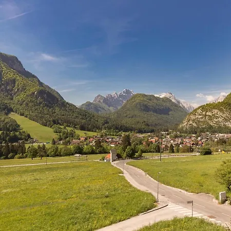 Roz'ca With Mountain View *