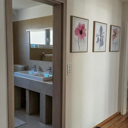 Roz'ca With Mountain View *