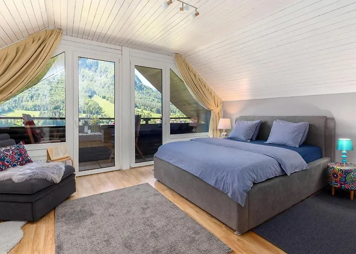 Roz'ca With Mountain View דירה